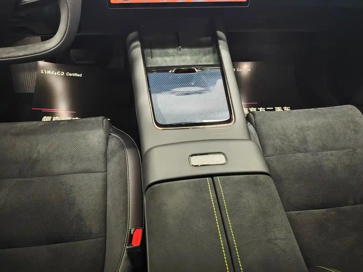 Lynk & Co 10 2025 240 AWD Ultra Sport Edition H7 — миниатюра 9