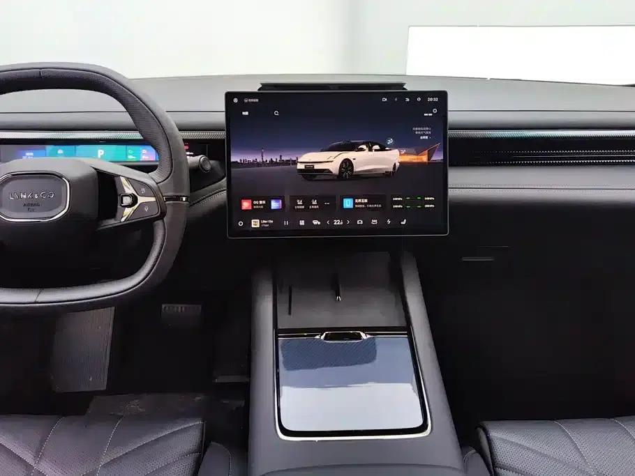Lynk & Co 10 2025 Ultra H5 120 AWD — миниатюра 13