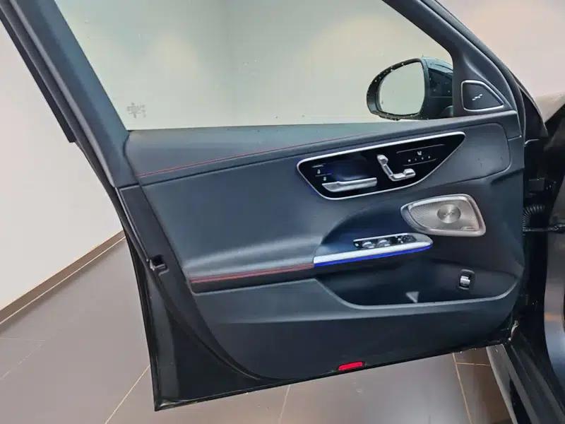 2024 Mercedes-Benz C-Class AMG 43 4MATIC — миниатюра 11