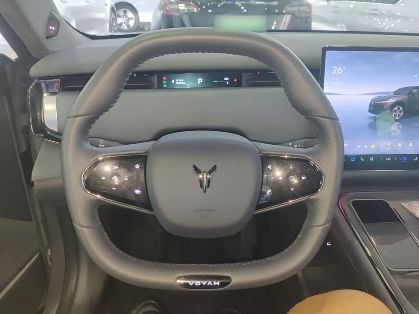 VOYAH COURAGE 2024 Long-Range Supercharge Edition — миниатюра 18