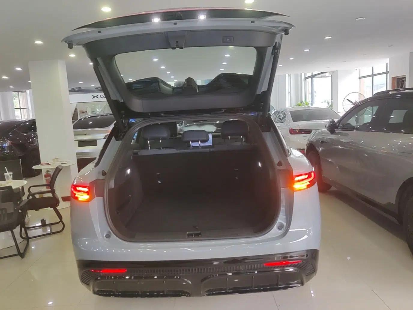 VOYAH COURAGE 2024 Long-Range Supercharge Edition — миниатюра 27