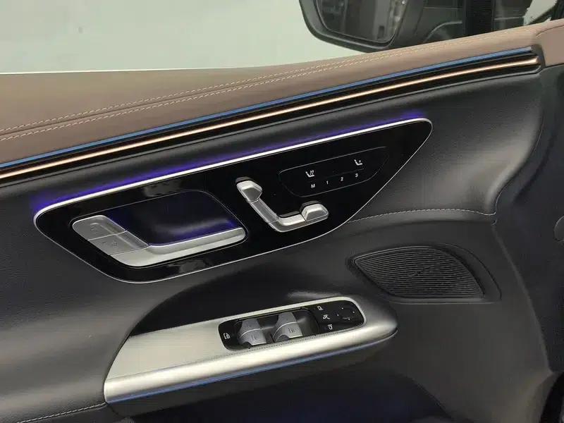2024 Mercedes-Benz EQE SUV 500 4MATIC Luxury Edition — миниатюра 9