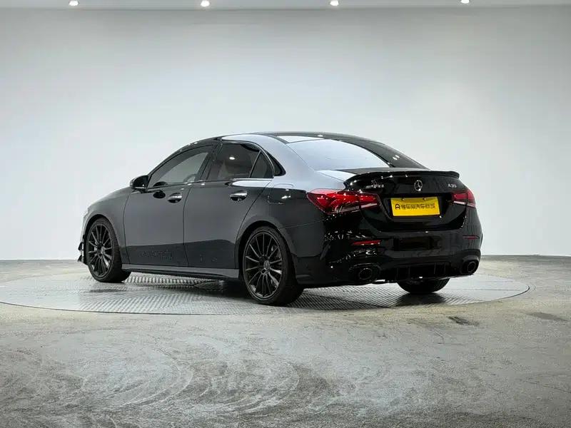 2023 Mercedes-Benz A-Class AMG A 35 L 4MATIC — миниатюра 5