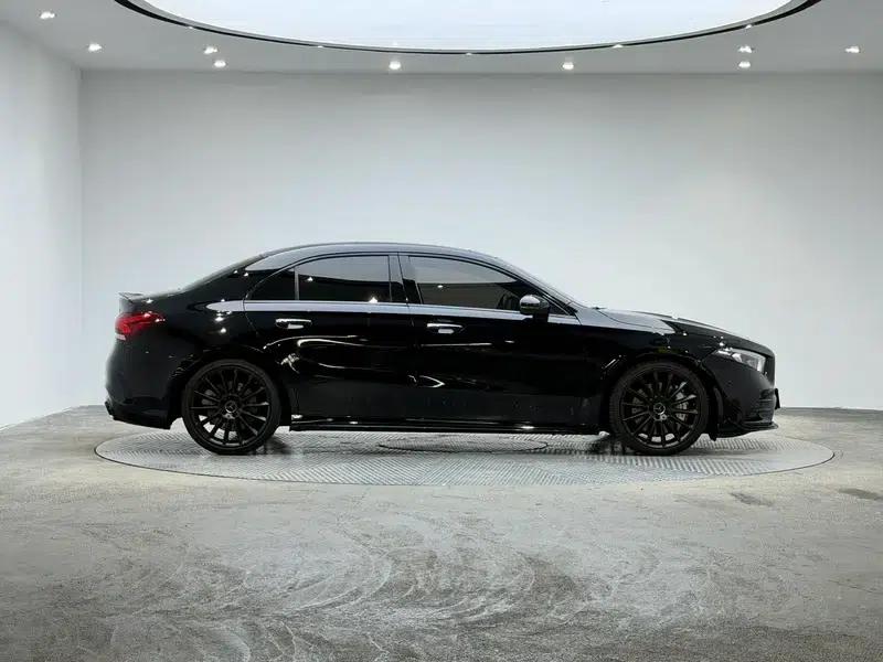 2023 Mercedes-Benz A-Class AMG A 35 L 4MATIC — миниатюра 8