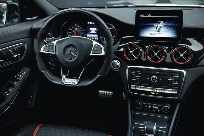 2017 Mercedes-Benz CLA AMG Facelift AMG CLA 45 4MATIC — миниатюра 33