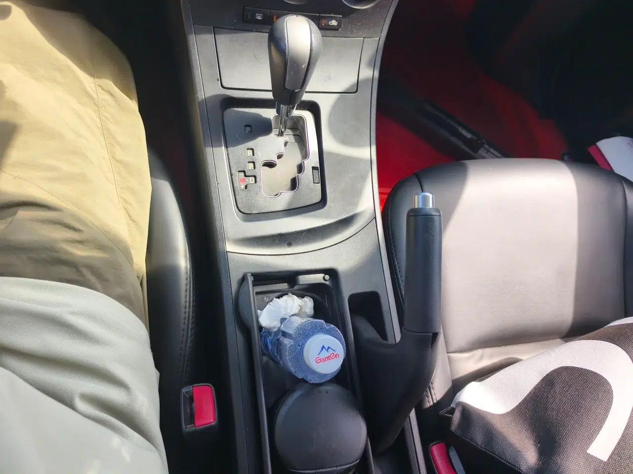 Mazda 3 2013 Sedan 1.6L Automatic Elite Model — миниатюра 14