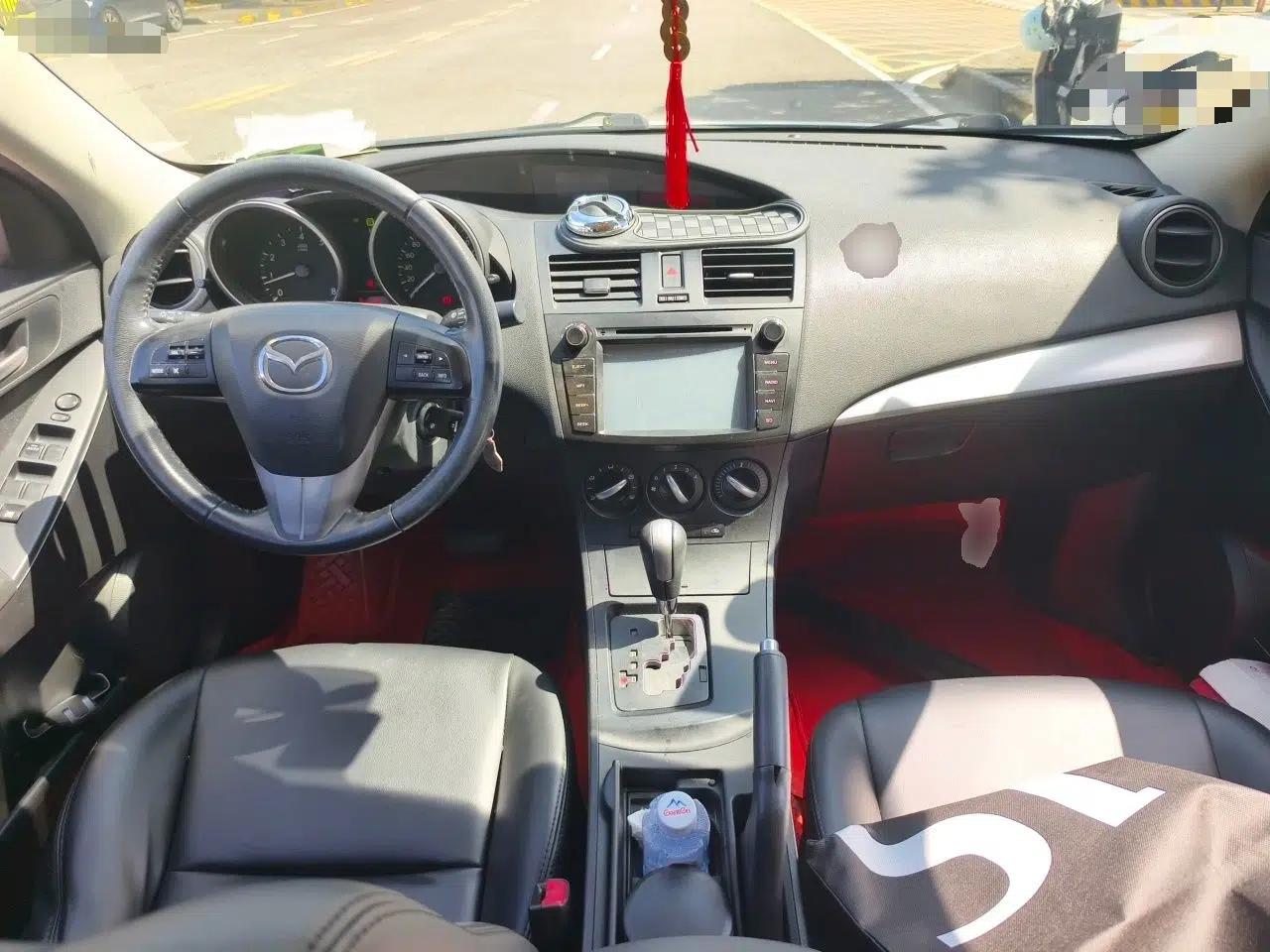Mazda 3 2013 Sedan 1.6L Automatic Elite Model — миниатюра 9
