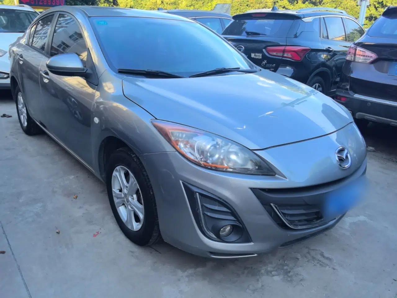 Mazda 3 2015 Sedan 1.6L Automatic Elite Model — миниатюра 3