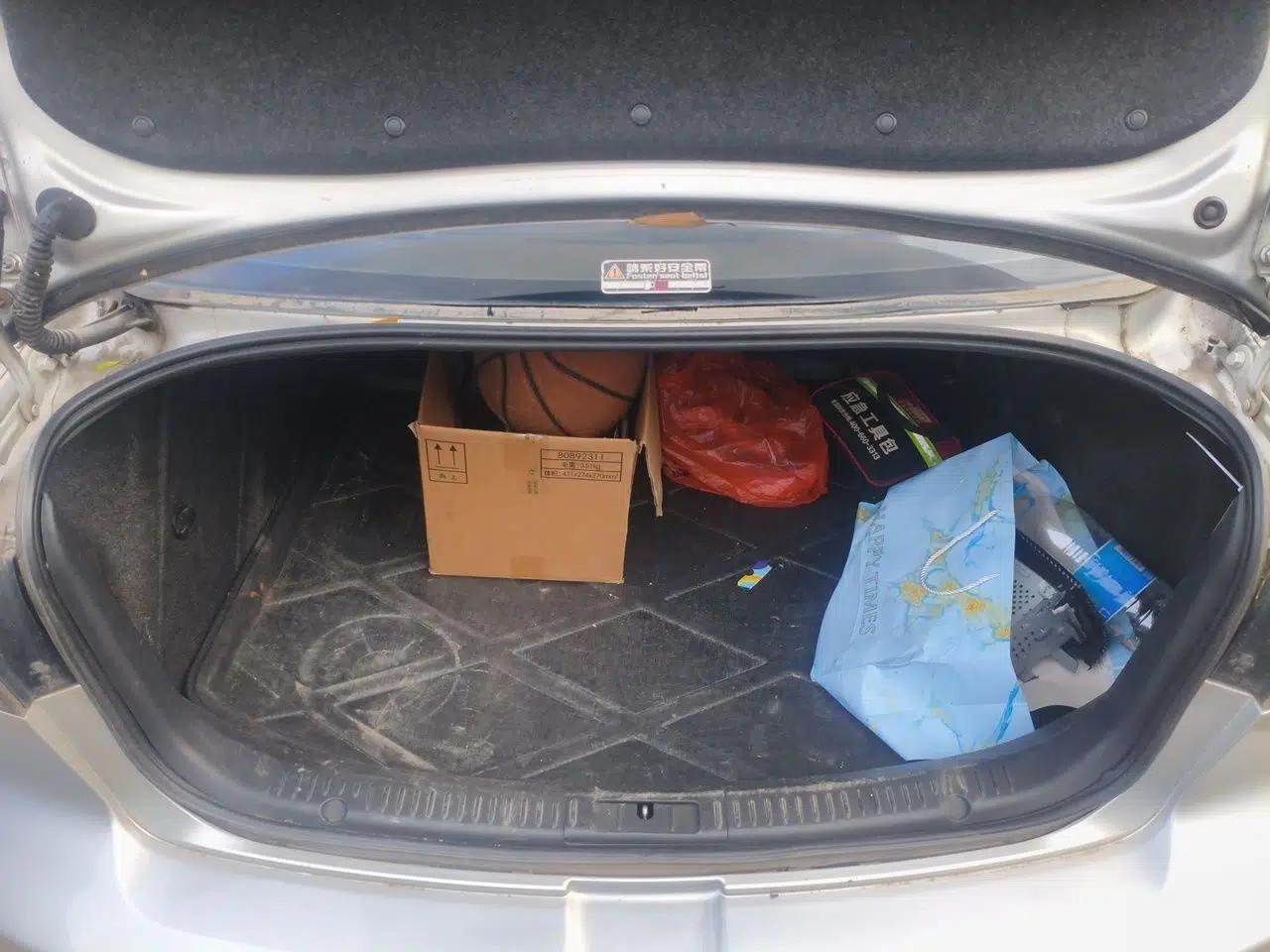 Mazda 3 2012 1.6L Automatic Classic Special Offer — миниатюра 19