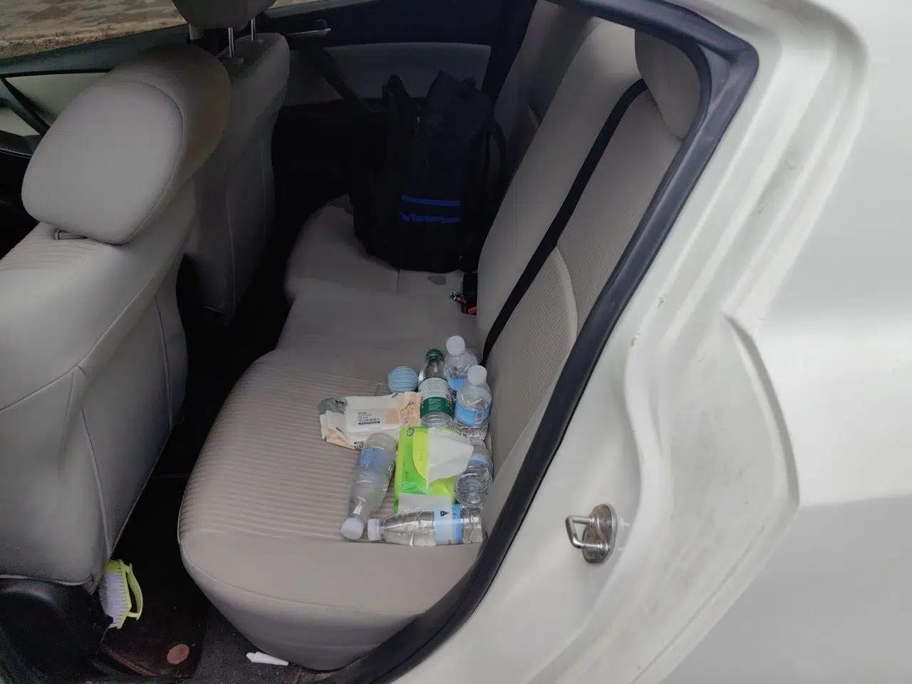 Mazda 3 2015 Sedan 1.6L Manual Comfort Model — миниатюра 14