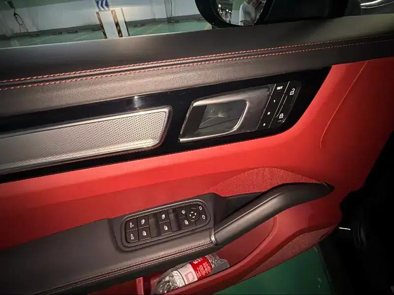 2023 Cayenne S 2.9T Platinum Edition — миниатюра 15