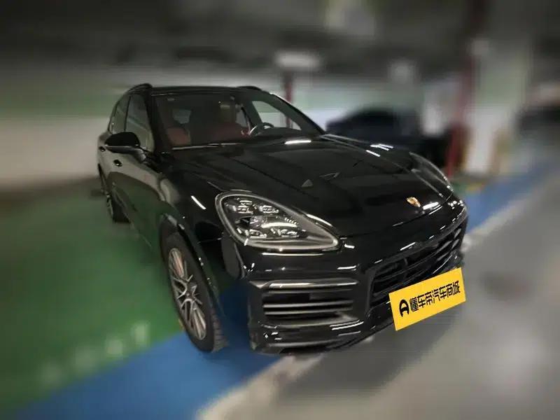 2023 Cayenne S 2.9T Platinum Edition — миниатюра 3