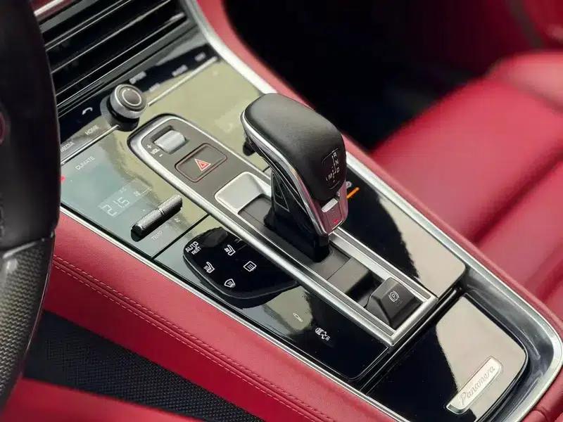 Panamera 2017 Panamera Turbo 4.0T — миниатюра 20