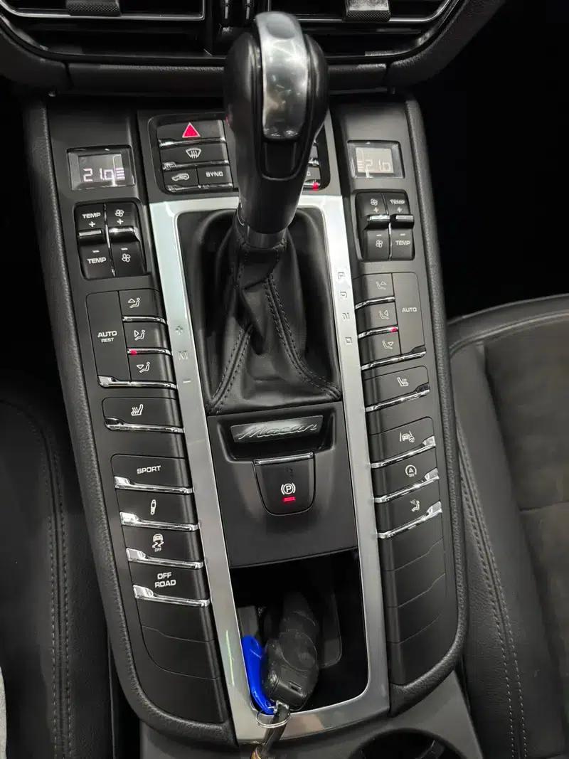 2018 Macan 2.0T — миниатюра 25