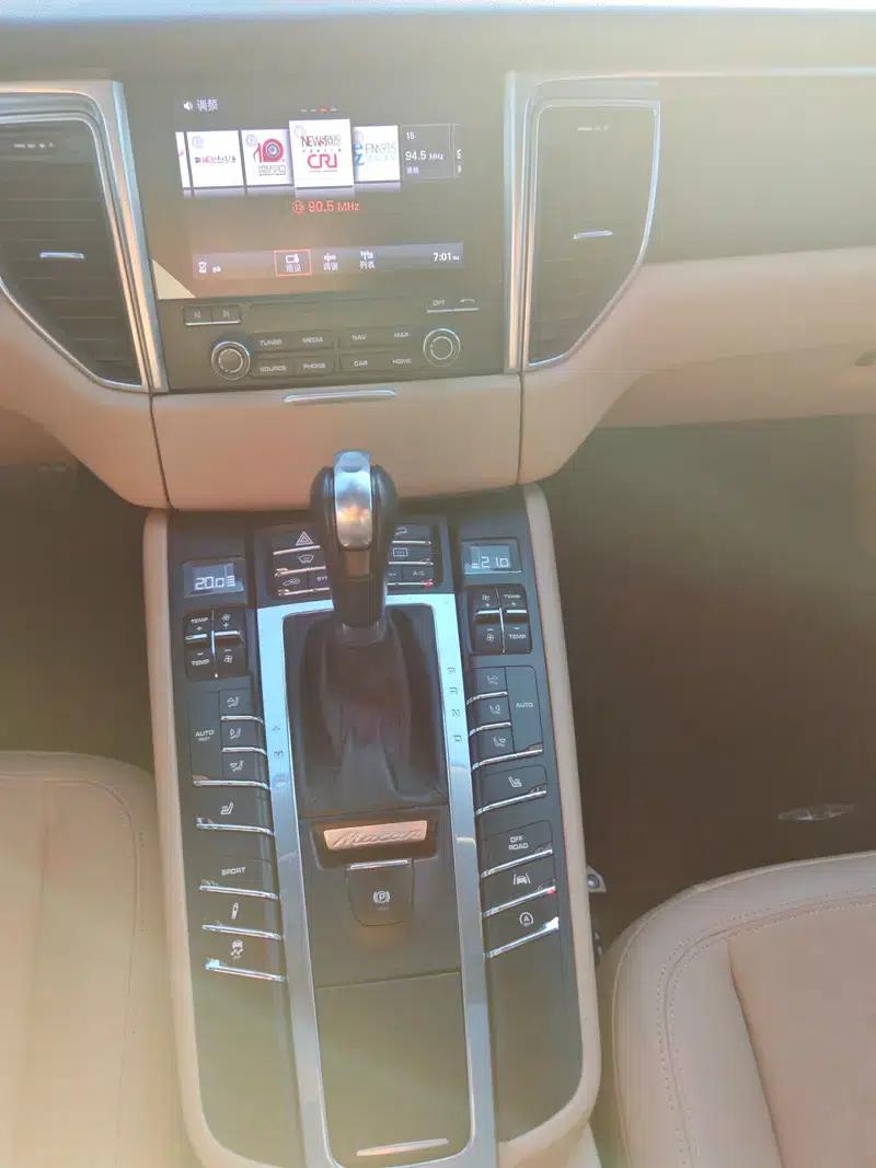 2017 Macan 2.0T — миниатюра 9