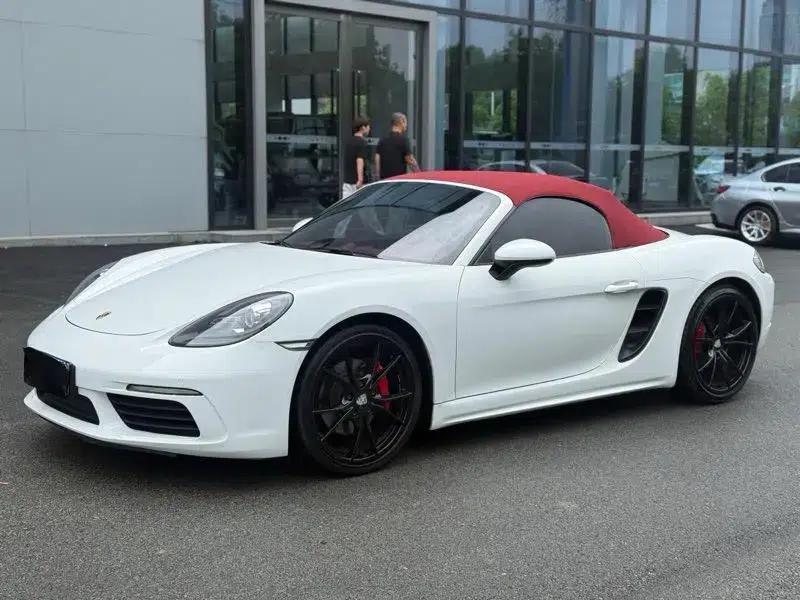 2016 Porsche 718 Boxster 2.0T — миниатюра 1