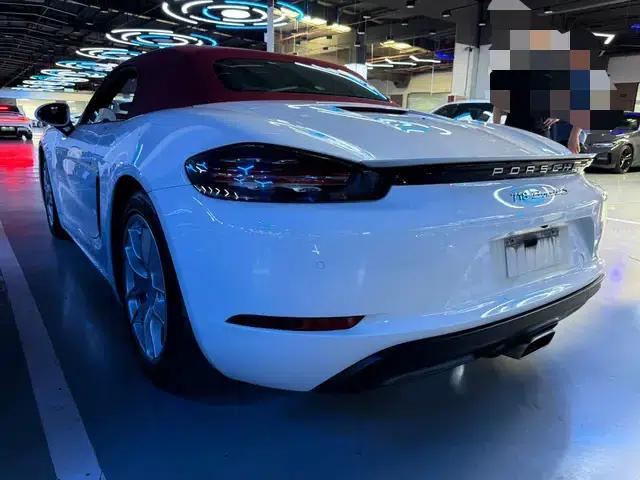 2016 Porsche 718 Boxster 2.0T — миниатюра 4