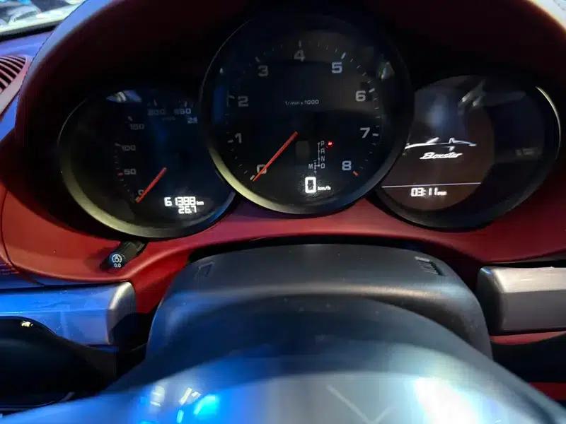 2016 Porsche 718 Boxster 2.0T — миниатюра 9