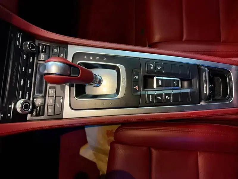 2016 Porsche 718 Boxster 2.0T — миниатюра 10