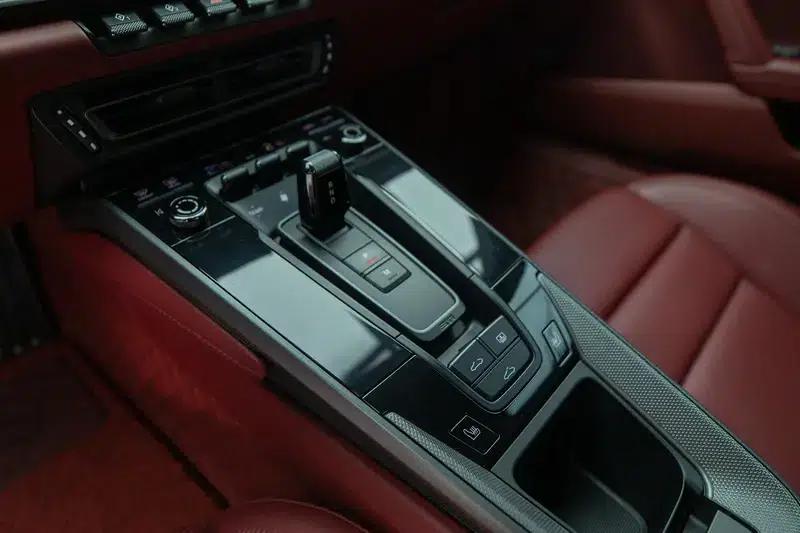 Porsche 911 2020 Carrera 3.0T — миниатюра 13