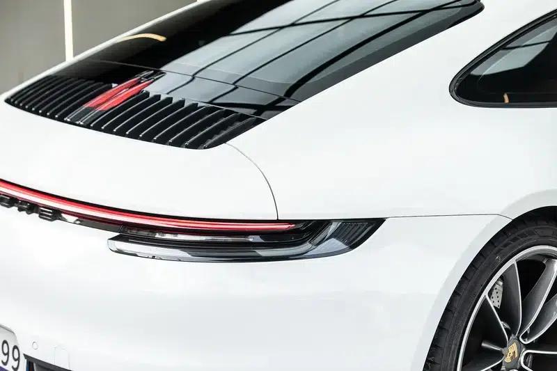 Porsche 911 2020 Carrera 3.0T — миниатюра 10