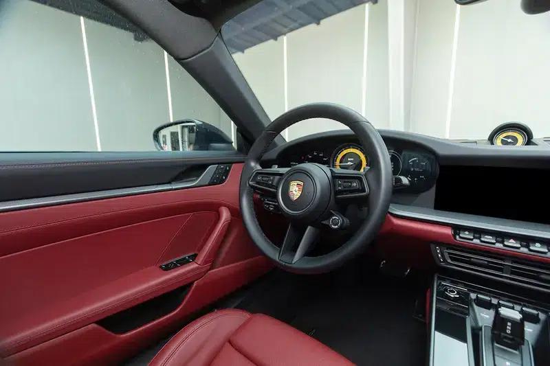 2023 Porsche 911 Carrera 3.0T — миниатюра 15
