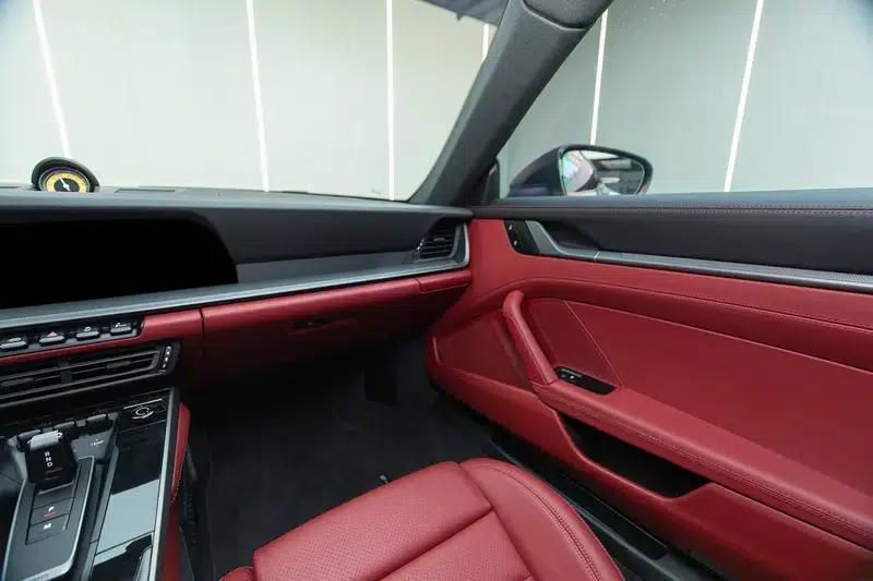 2023 Porsche 911 Carrera 3.0T — миниатюра 9