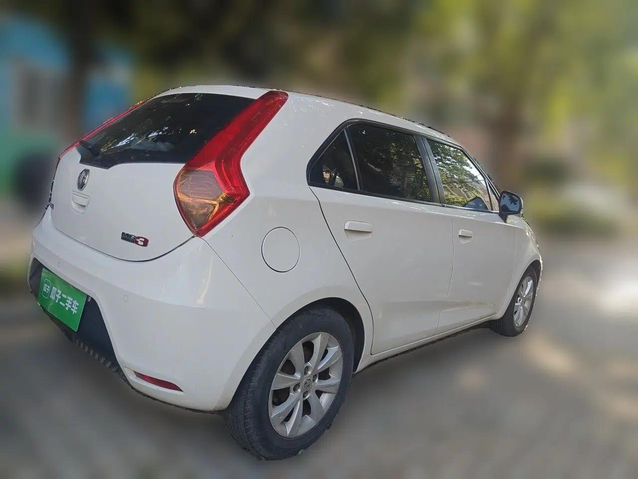 MG 3 2013 1.5L AMT Elite Edition — миниатюра 6
