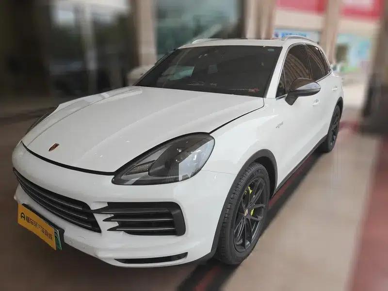 Cayenne E-Hybrid 2021 Cayenne E-Hybrid 2.0T — миниатюра 1