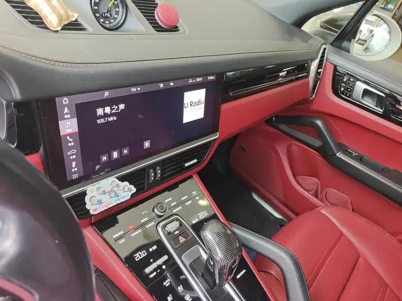 Cayenne E-Hybrid 2021 Cayenne E-Hybrid 2.0T — миниатюра 12