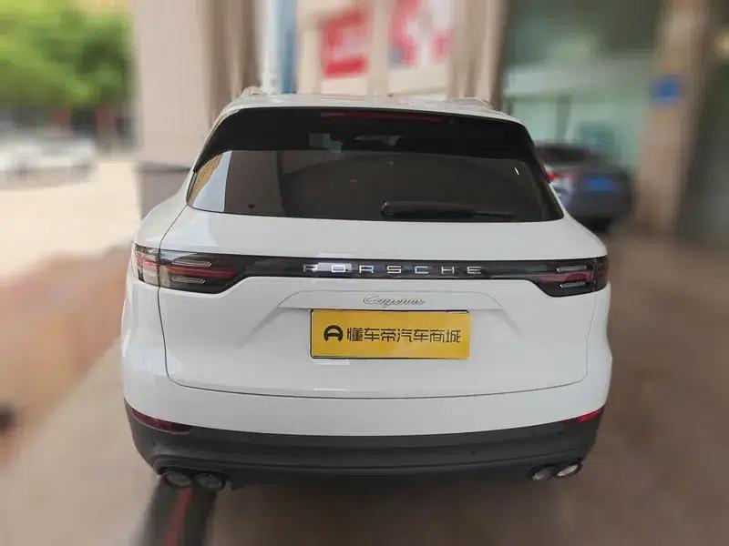 Cayenne E-Hybrid 2021 Cayenne E-Hybrid 2.0T — миниатюра 5