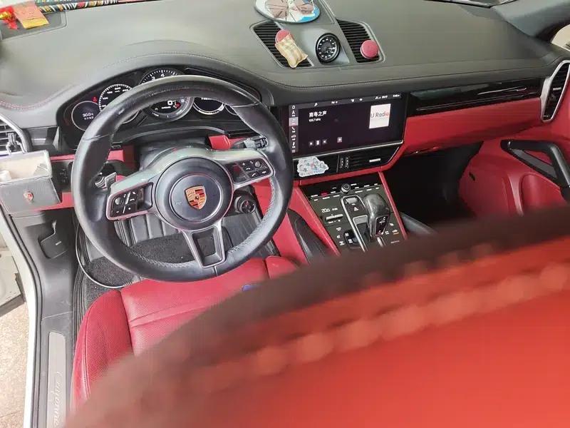 Cayenne E-Hybrid 2021 Cayenne E-Hybrid 2.0T — миниатюра 10