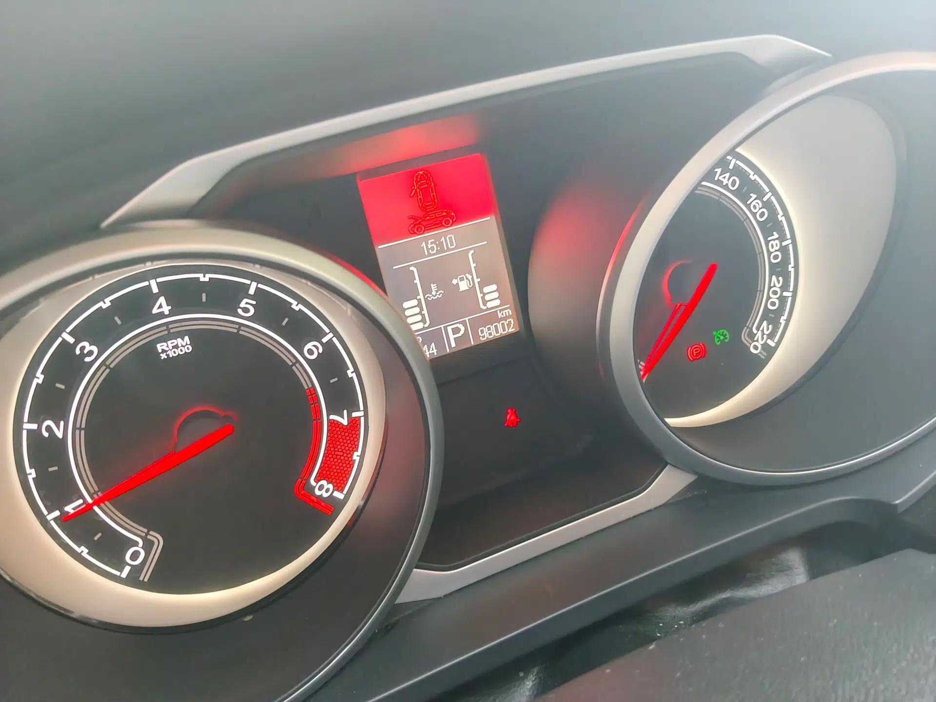 MG GS 2016 1.5TGI TST Luxury Edition — миниатюра 11