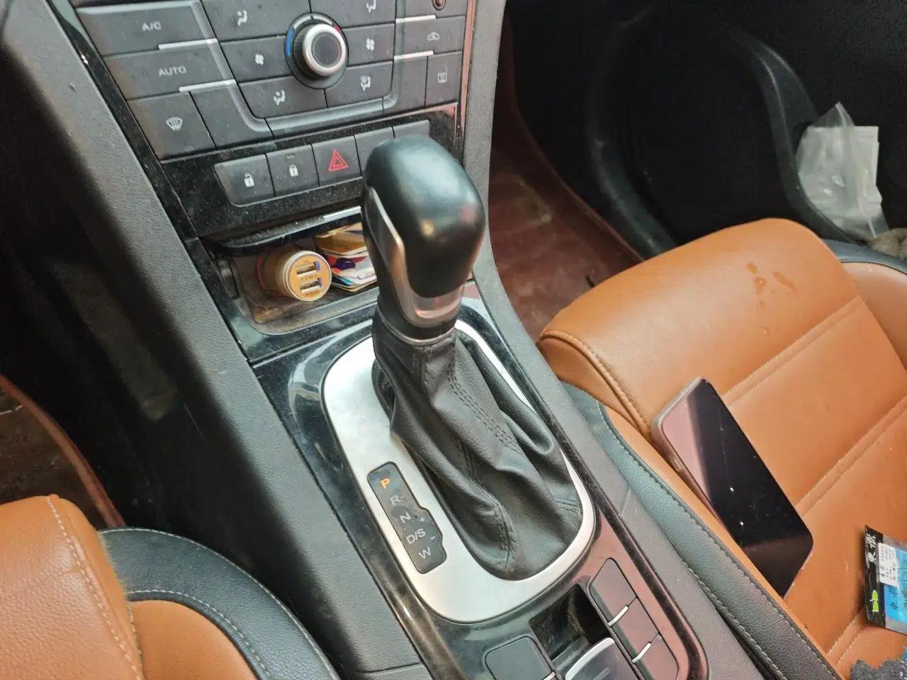 MG GS 2016 1.5TGI TST Luxury Edition — миниатюра 14
