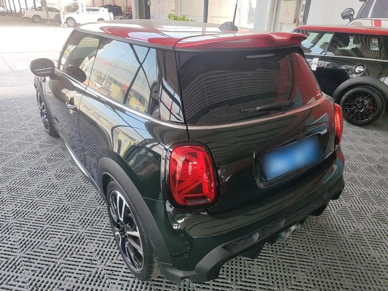 MINI JCW 2023 Facelift 2.0T JOHN COOPER WORKS ALL-IN — миниатюра 4