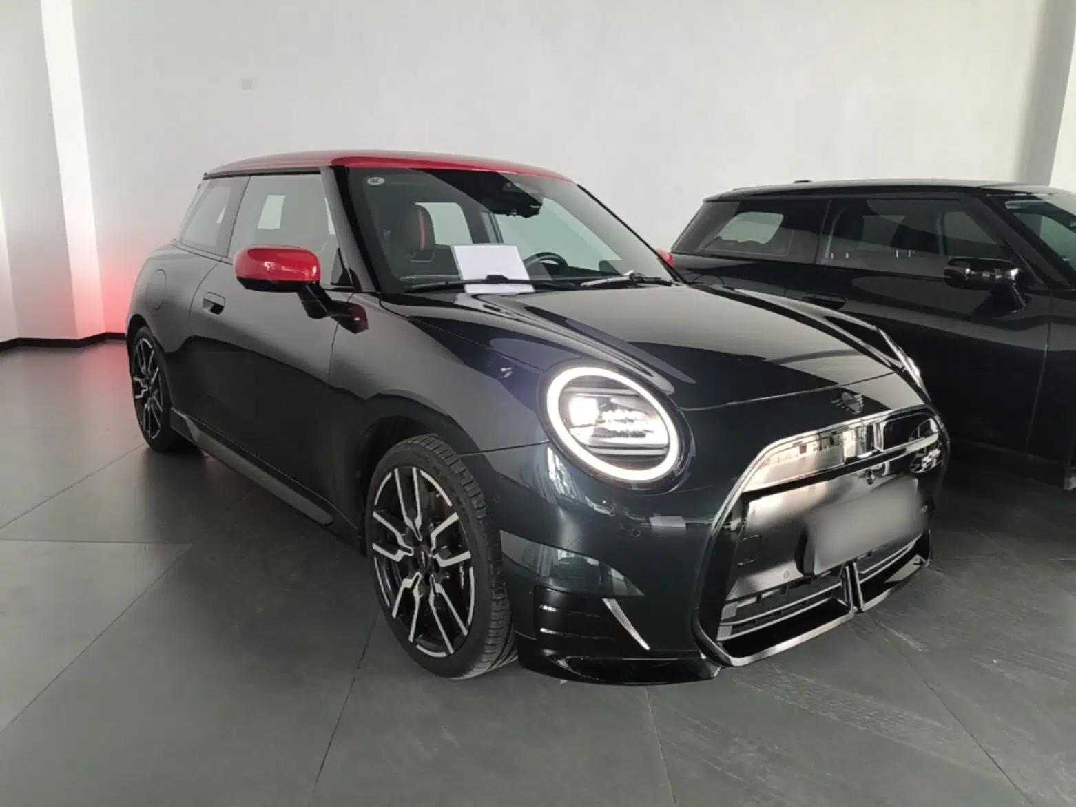 MINI Electric COOPER 2024 452km COOPER SE Racing Driver — миниатюра 12