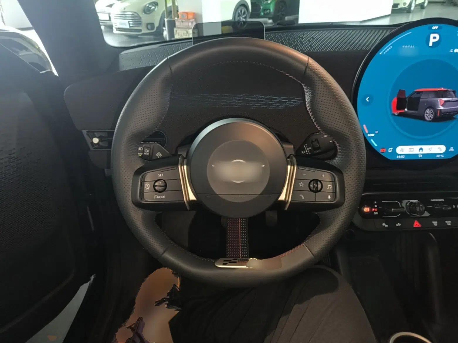 MINI Electric COOPER 2024 452km COOPER SE Racing Driver — миниатюра 18