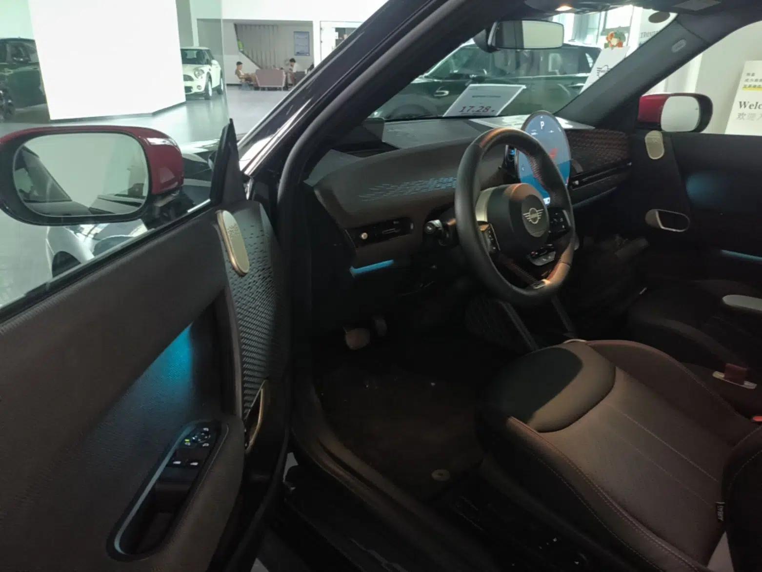 MINI Electric COOPER 2024 452km COOPER SE Racing Driver — миниатюра 23
