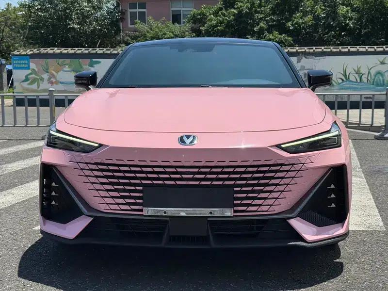 Changan UNI-V 2023 1.5T Premium Edition — миниатюра 2