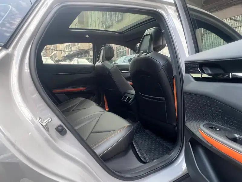 Changan UNI-V 2022 1.5T Premium Edition — миниатюра 25