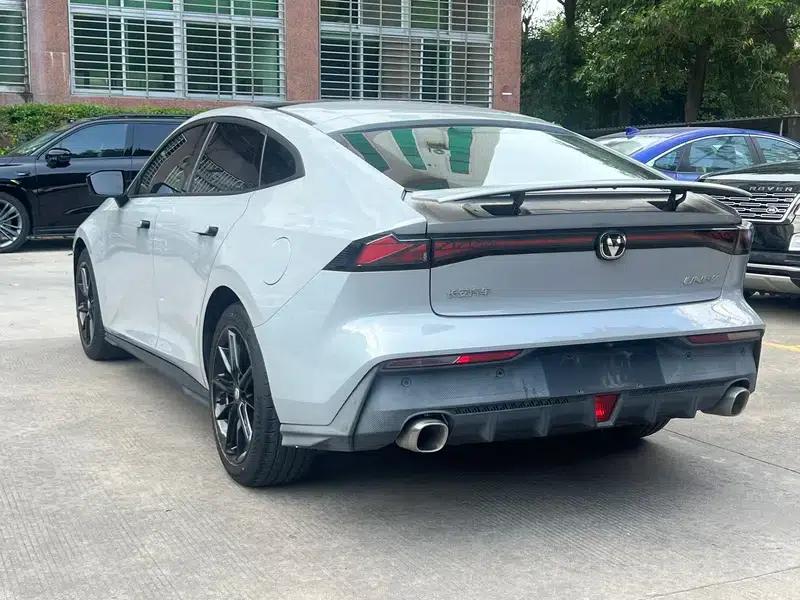 Changan UNI-V 2022 1.5T Premium Edition — миниатюра 5