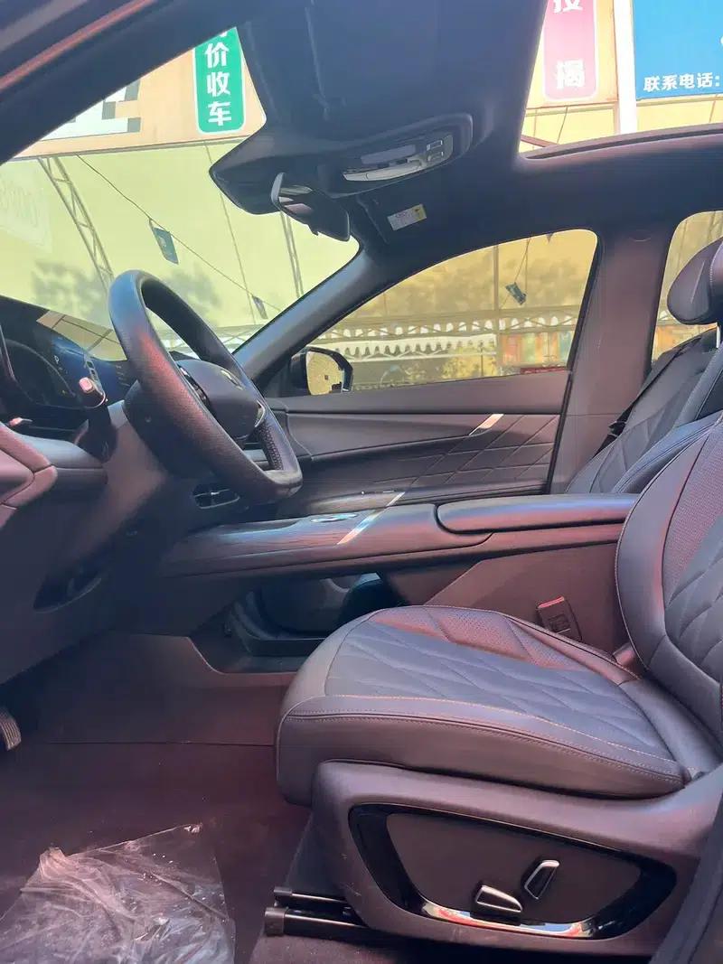 Changan CS75 PLUS 2025 Fourth Generation 1.5T New Blue Whale Smart Premium Edition — миниатюра 10