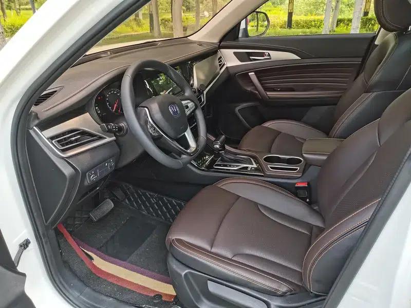 Changan CS35 PLUS 2018 1.6L Automatic Connected Edition (National V Emission Standard) — миниатюра 8