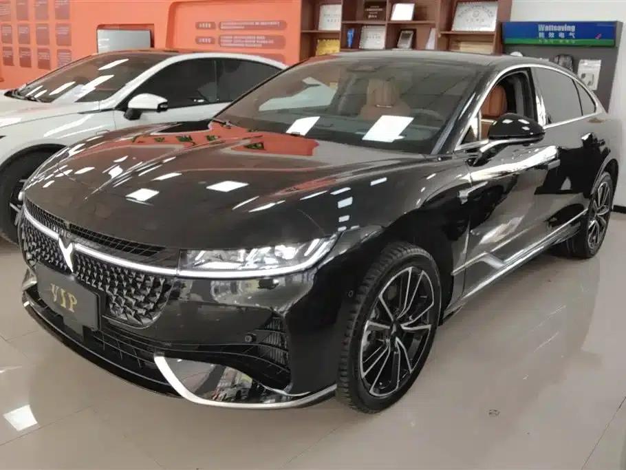 Voyah Chasing the Light 2024 PHEV AWD Long Range Flagship Edition — миниатюра 1