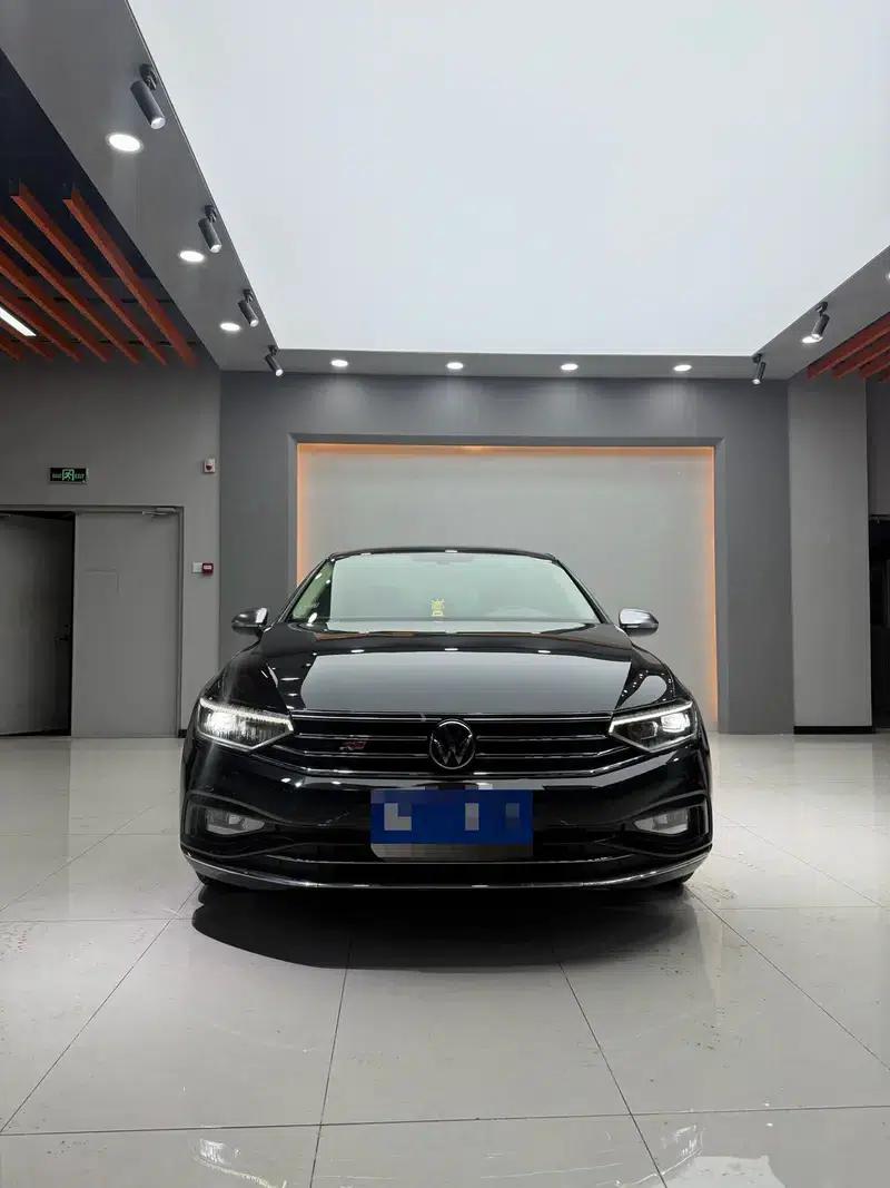 Volkswagen Passat 2021 330TSI DSG 30th Anniversary Edition — миниатюра 2