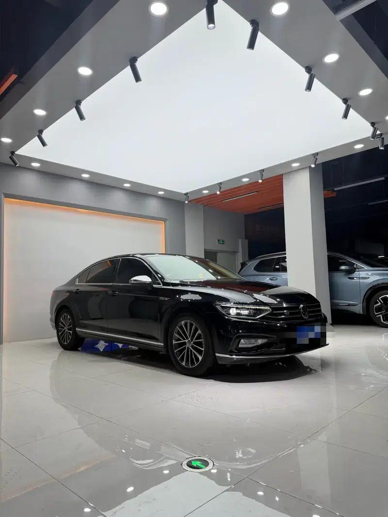 Volkswagen Passat 2021 330TSI DSG 30th Anniversary Edition — миниатюра 7