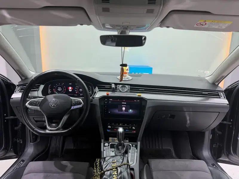 Volkswagen Passat 2021 330TSI DSG 30th Anniversary Edition — миниатюра 8