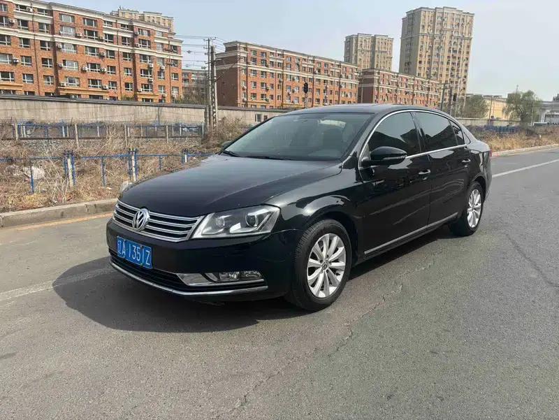2015 Volkswagen Passat 2.0TSI Luxury — миниатюра 1