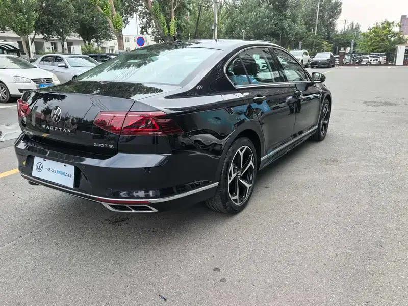 2024 Volkswagen Magotan 330TSI DSG Luxury Edition (2 Million Units Limited Edition) — миниатюра 6