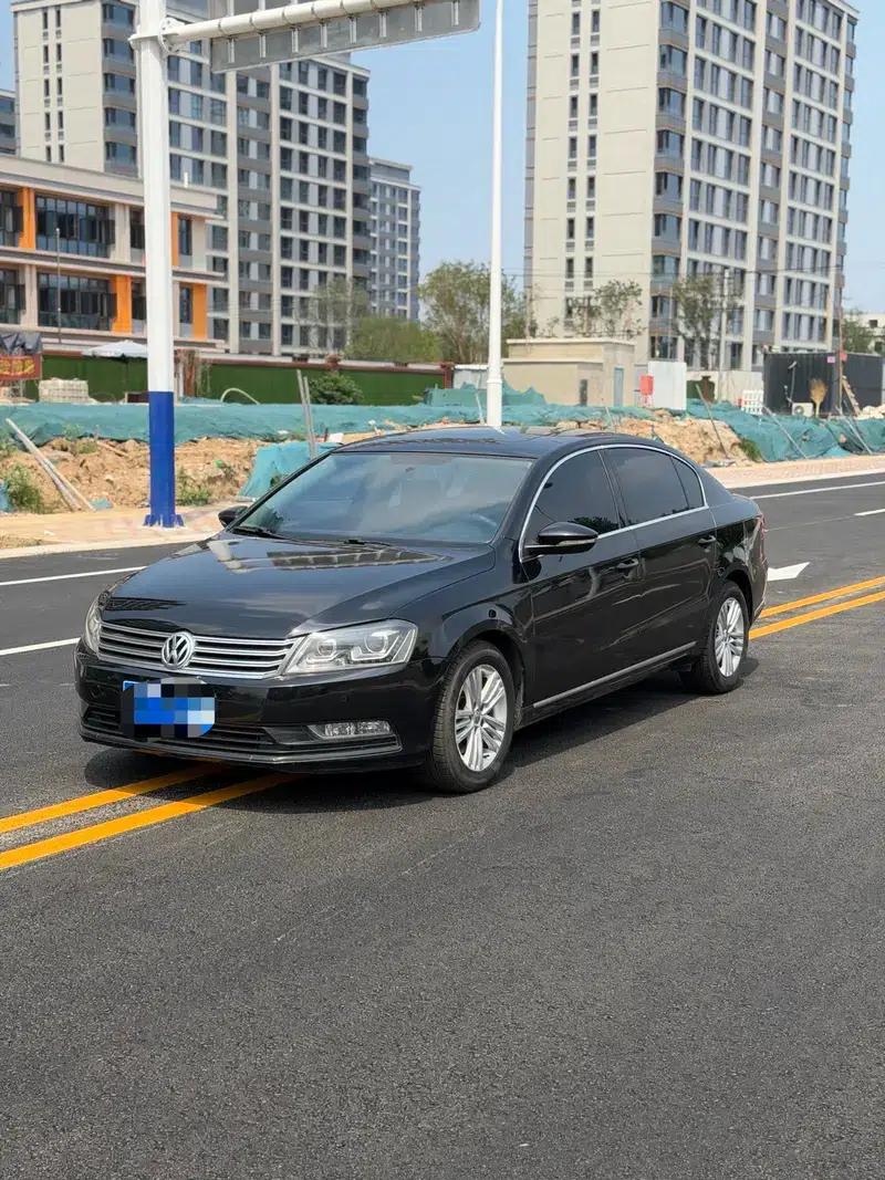 2012 Volkswagen Passat 1.4TSI Luxury — миниатюра 1